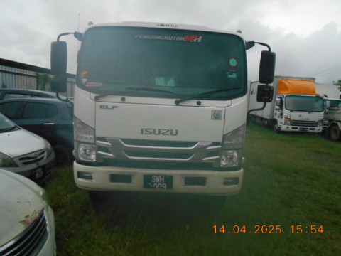 ISUZU NPS81UHH STANDARD MILE STEEL TIPPER TRUCK 4778 C.C