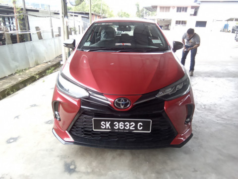 TOYOTA YARIS 1.5E (AT)