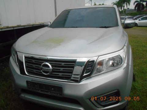 NISSAN NAVARA 1.5V AT 4WD