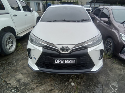 TOYOTA YARIS 1.5