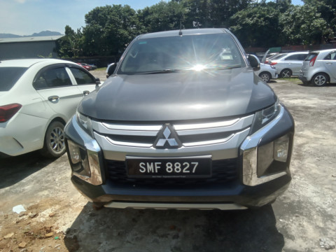 MITSUBISHI TRITON 2.4
