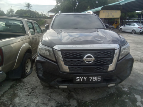 NISSAN NAVARA 2.5