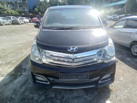 HYUNDAI STAREX ROYALE 2.5