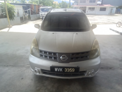 NISSAN GRAND LIVINA 1.6