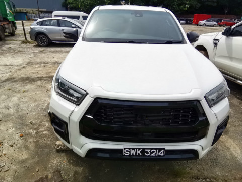 TOYOTA HILUX 2.8