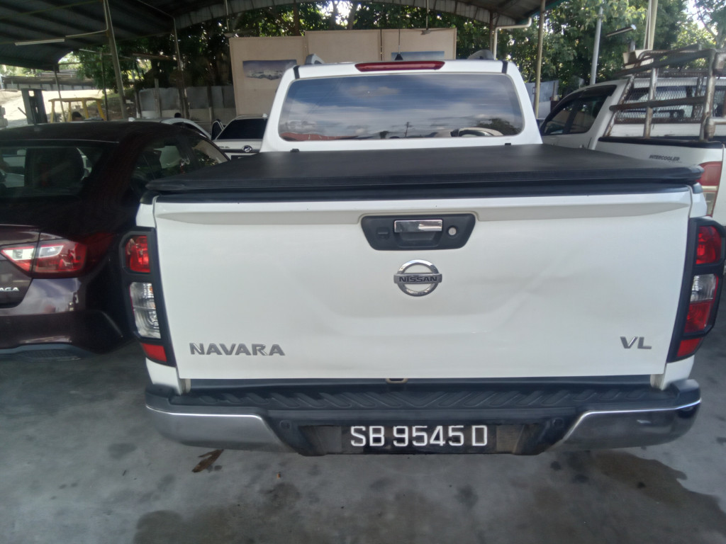 NISSAN NP 300