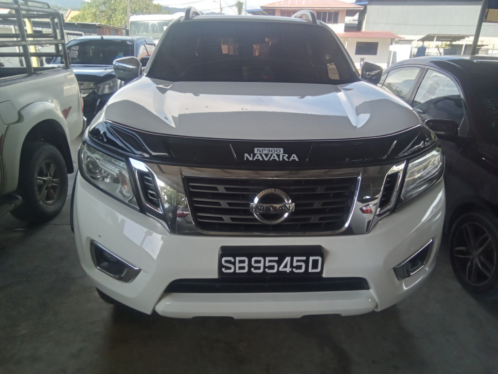 NISSAN NP 300
