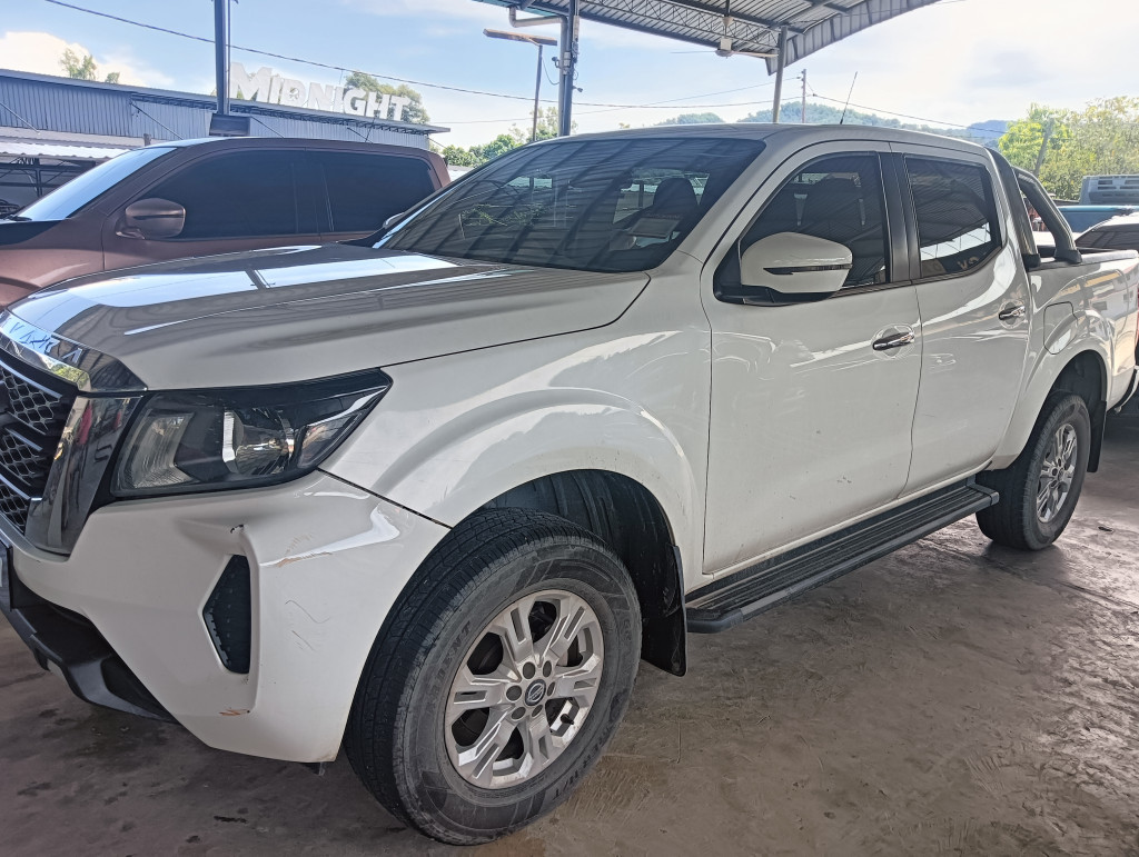 NISSAN NAVARA 2.5 (A)