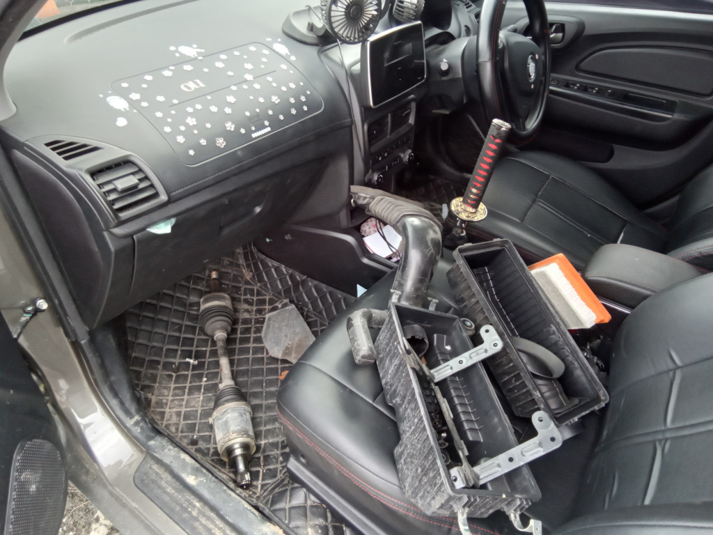 PROTON SAGA 1.3 STANDARD MT