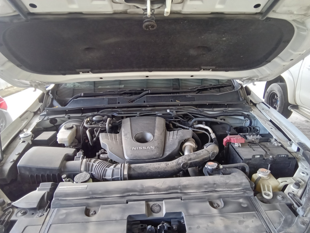 NISSAN NAVARA 2.5 (A)