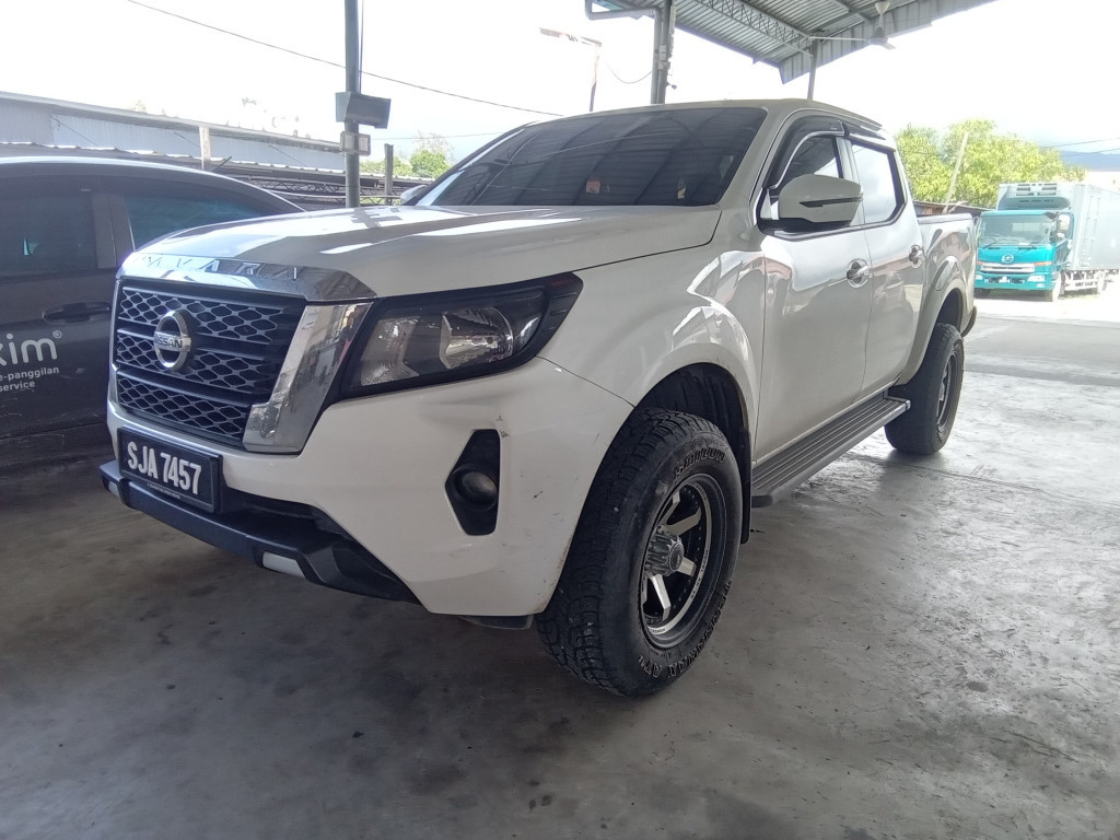 NISSAN NAVARA 2.5 (A)