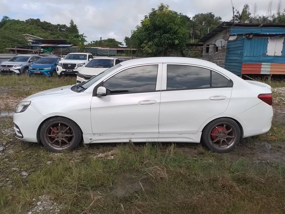 PROTON SAGA 1.3 AUTOMATIK STANDARD