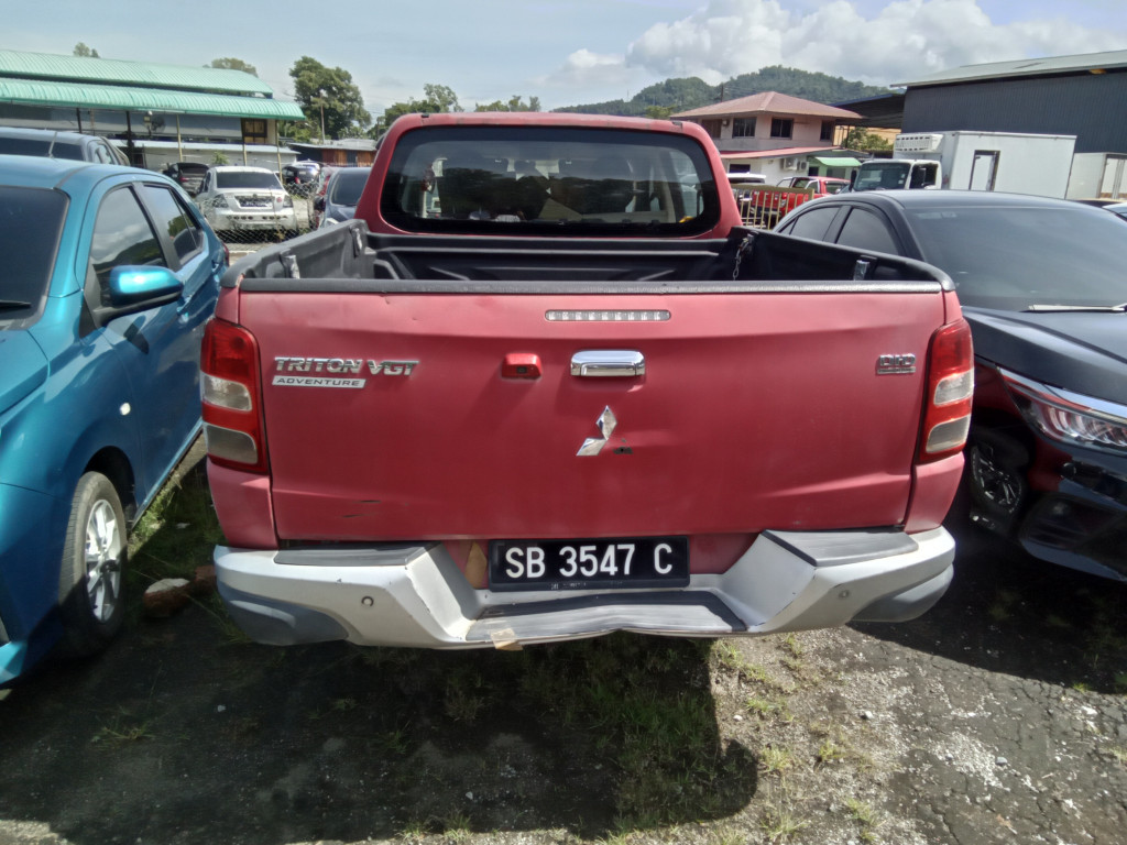 MITSUBISHI TRITON VGT 2.5