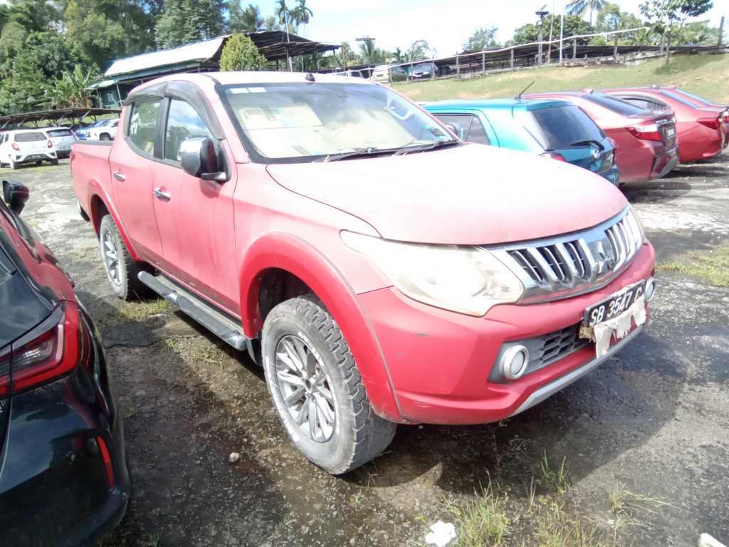 MITSUBISHI TRITON VGT 2.5