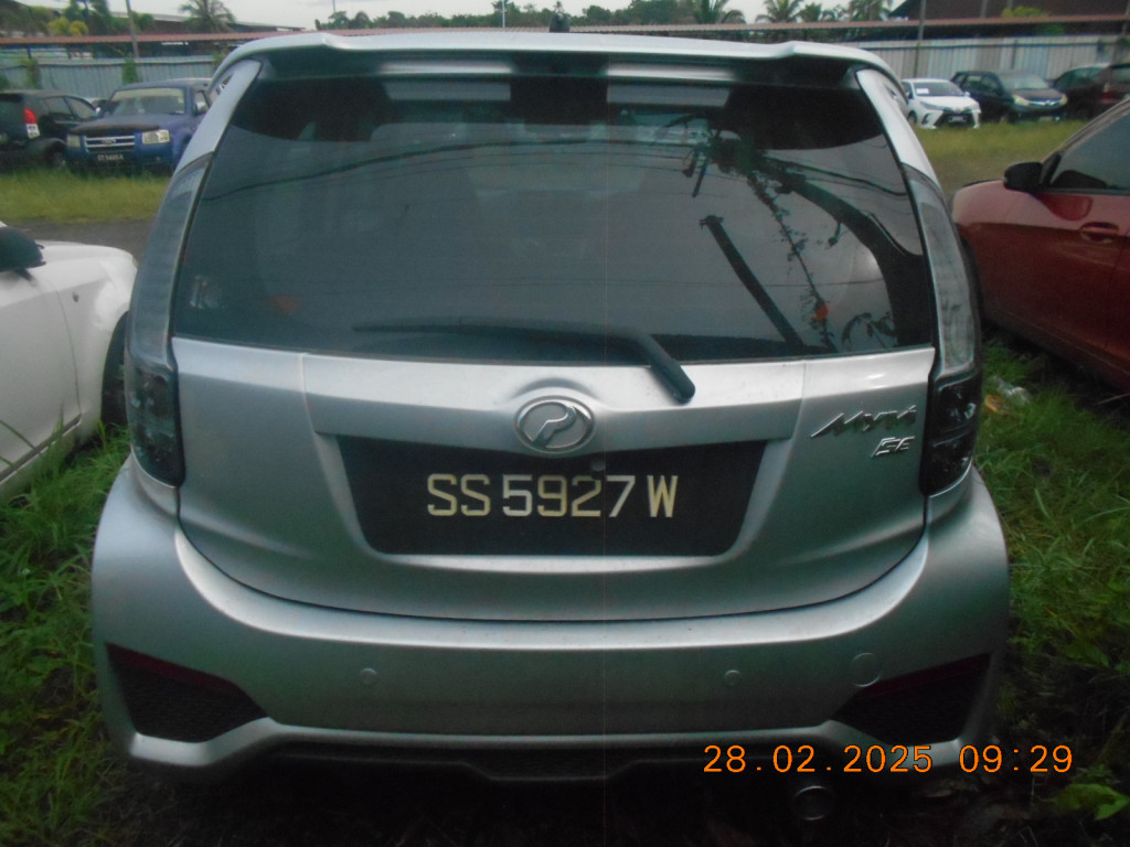 PERODUA MYVI 1.5 SE MANUAL