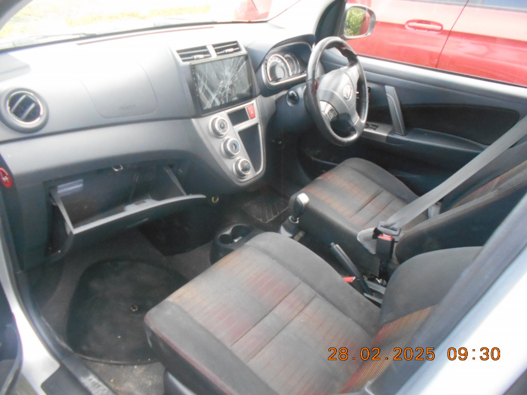 PERODUA MYVI 1.5 SE MANUAL