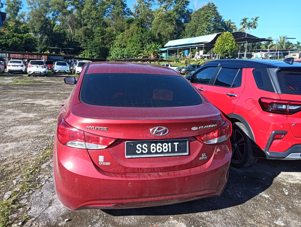 INOKOM ELANTRA 1.6 (A) STD