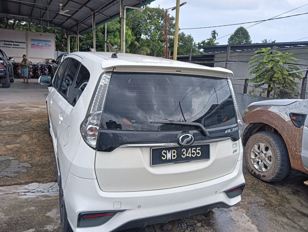 PERODUA ALZA 1.5
