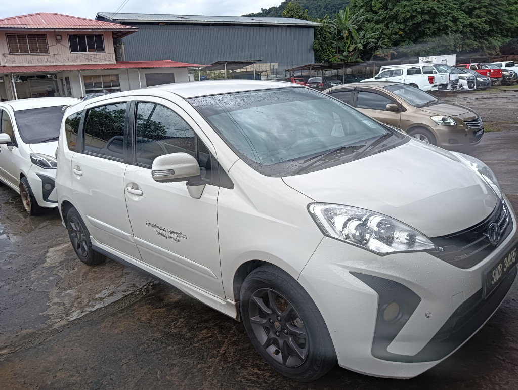 PERODUA ALZA 1.5