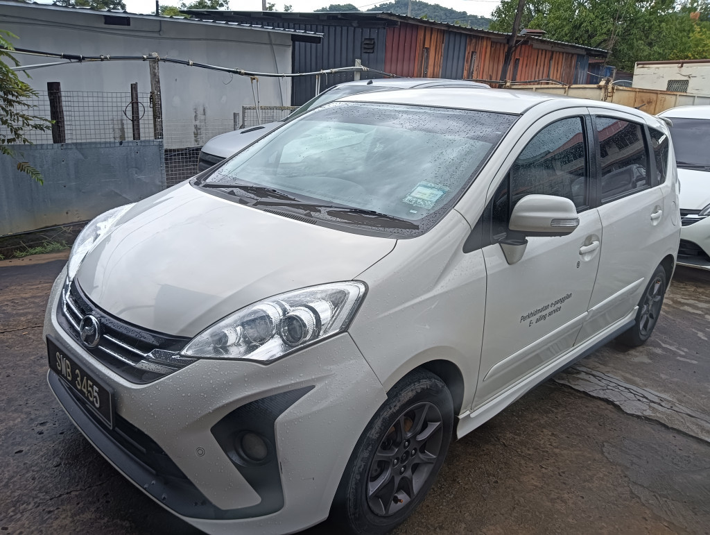 PERODUA ALZA 1.5