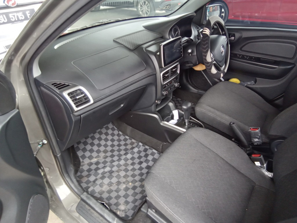 PROTON SAGA 1.3 PREMIUM AT