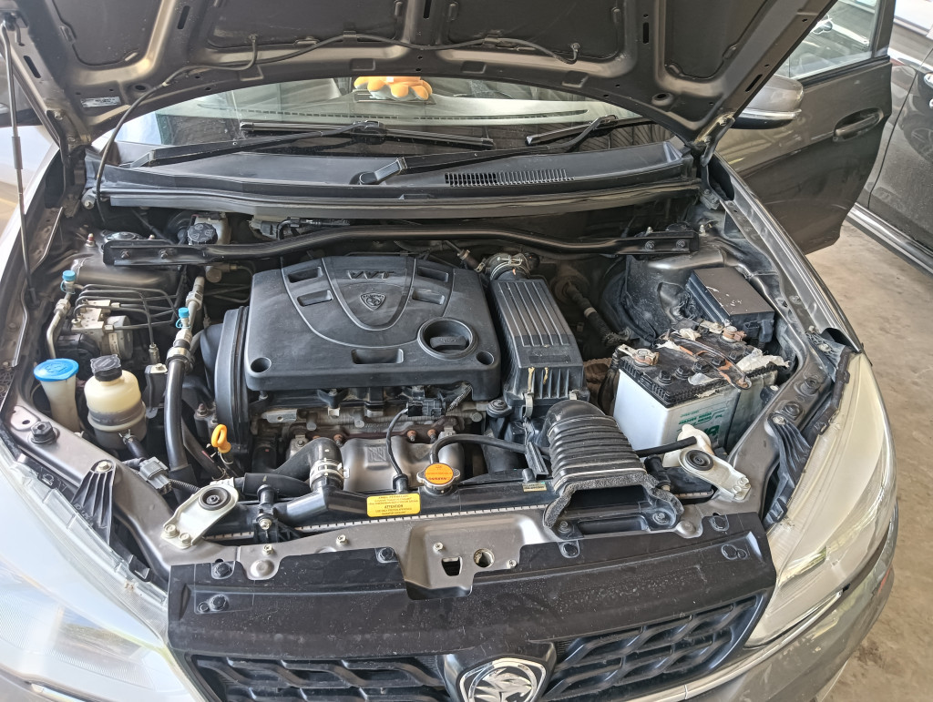 PROTON SAGA 1.3L PREMIUM AT