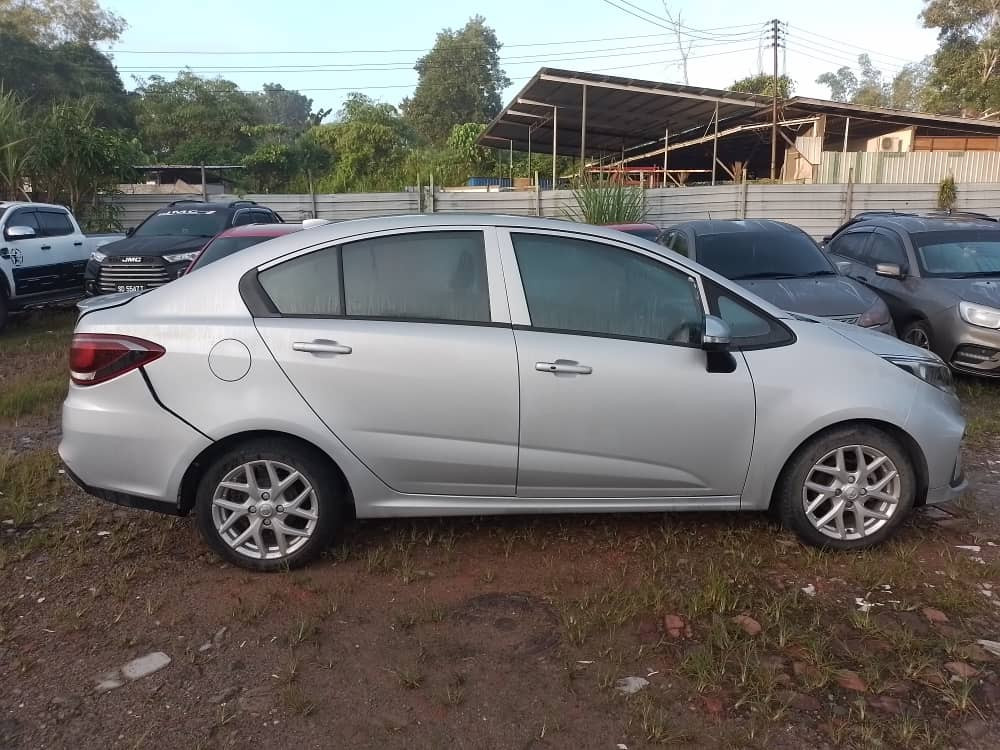 PROTON PERSONA 1.6