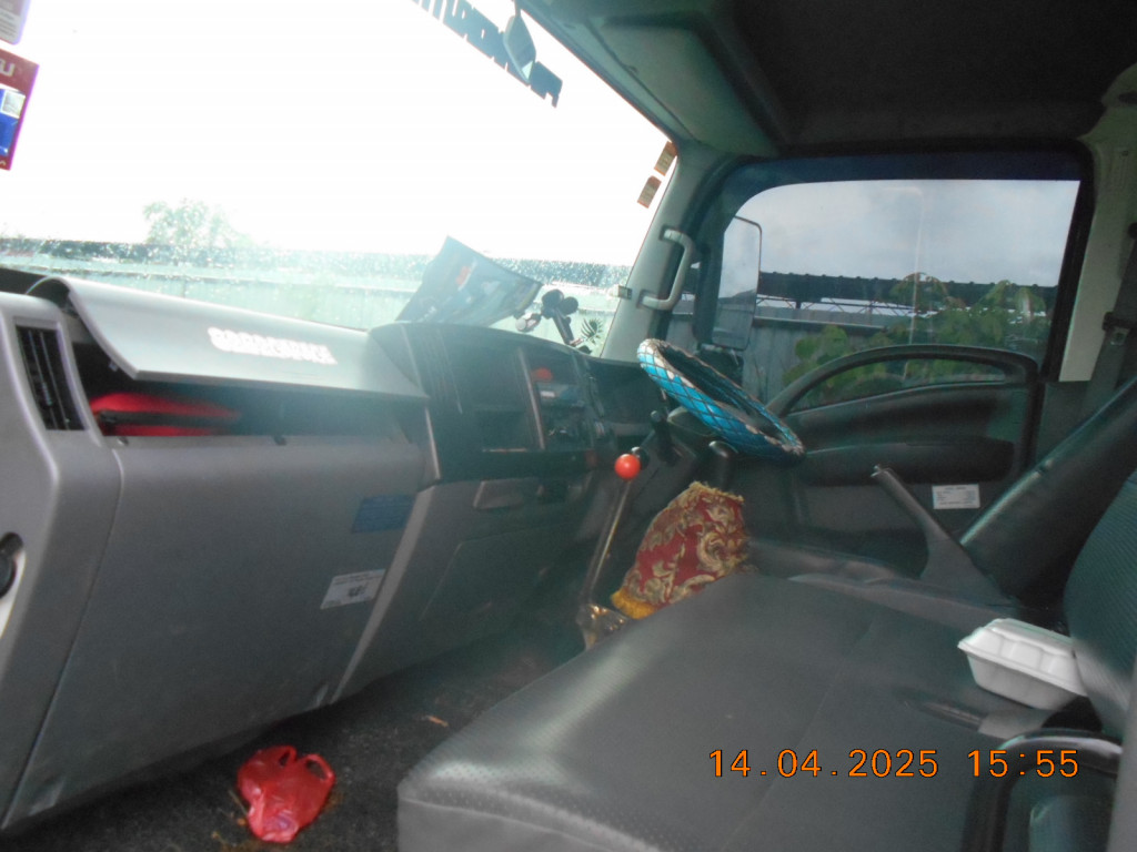 ISUZU NPS81UHH STANDARD MILE STEEL TIPPER TRUCK 4778 C.C