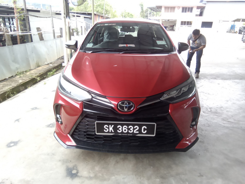 TOYOTA YARIS 1.5E (AT)