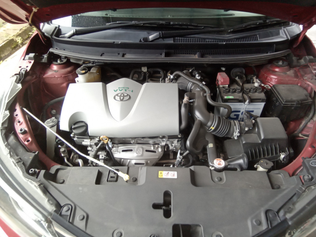 TOYOTA YARIS 1.5E (AT)
