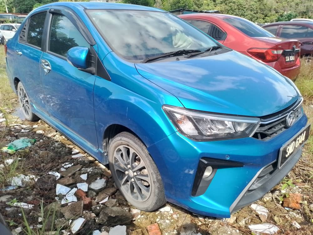 PERODUA BEZZA - 1300 AV (AUTO)