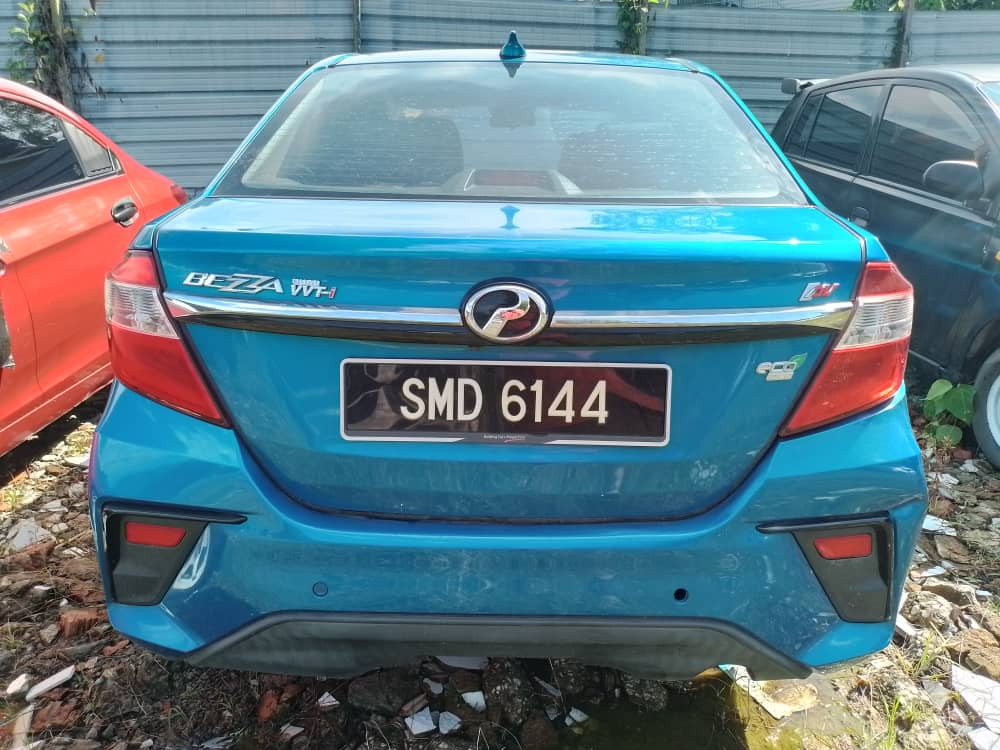 PERODUA BEZZA - 1300 AV (AUTO)