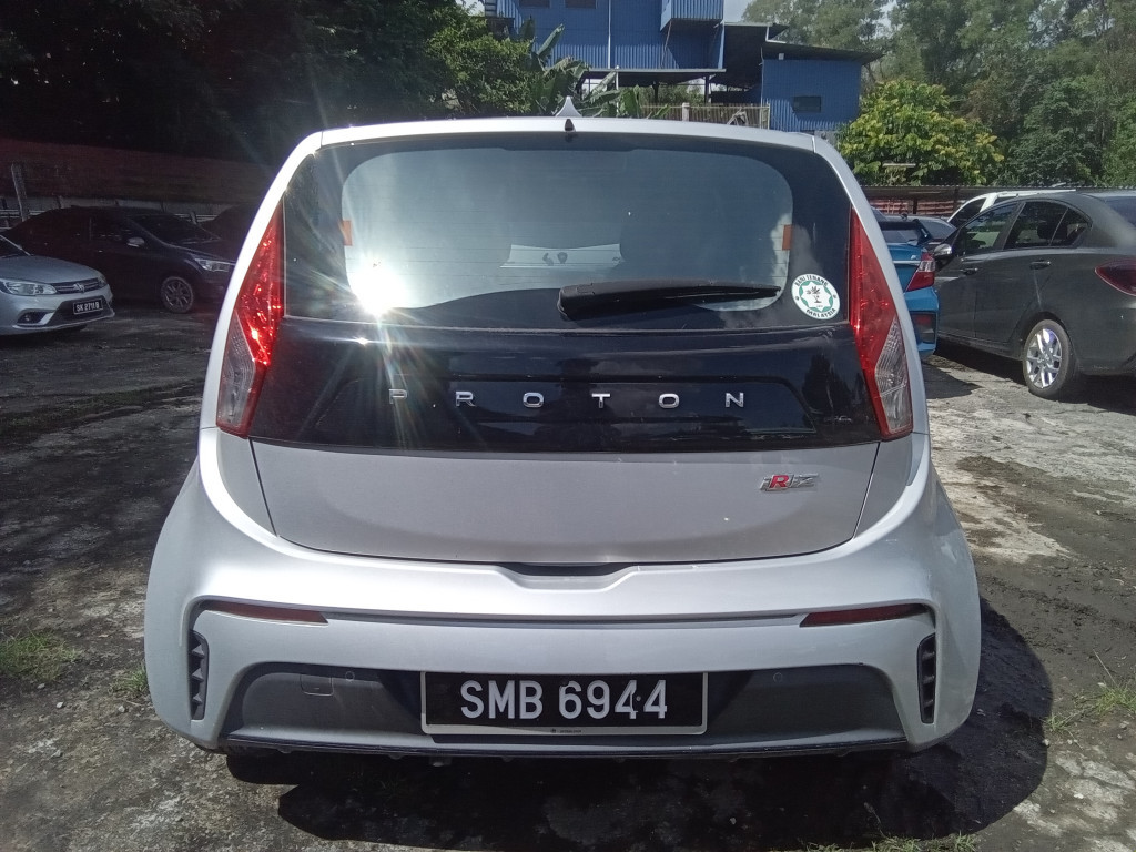 PROTON IRIZ 1.3 MANUAL STANDARD