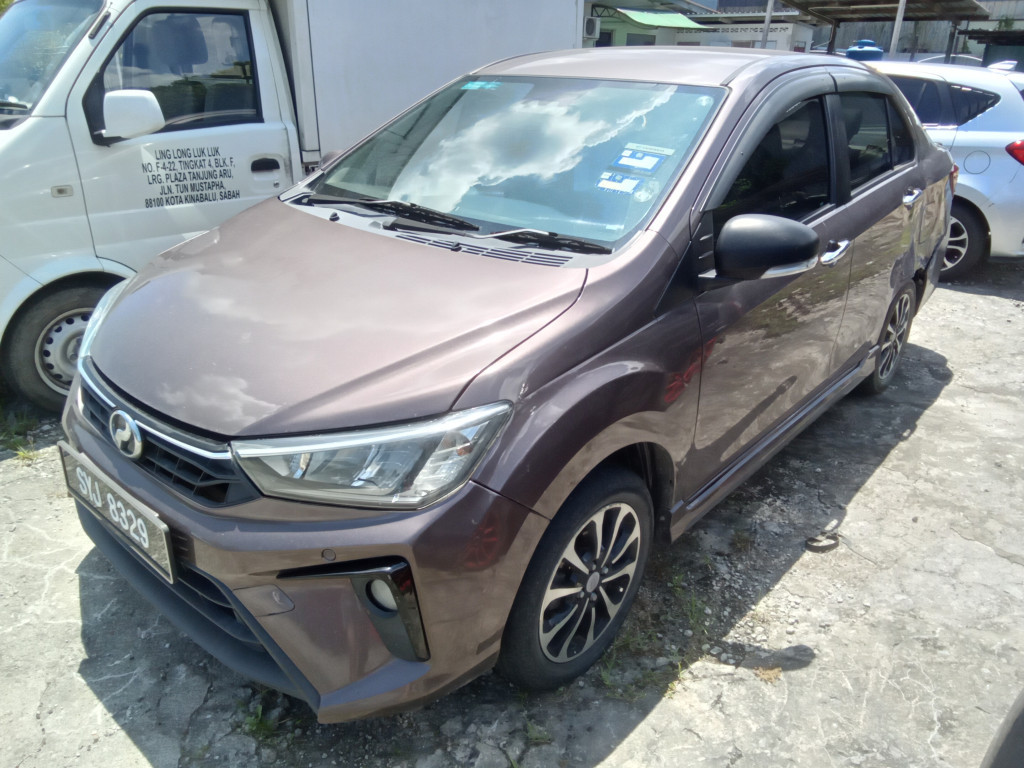 PERODUA BEZZA - 1300 AV (AUTO)