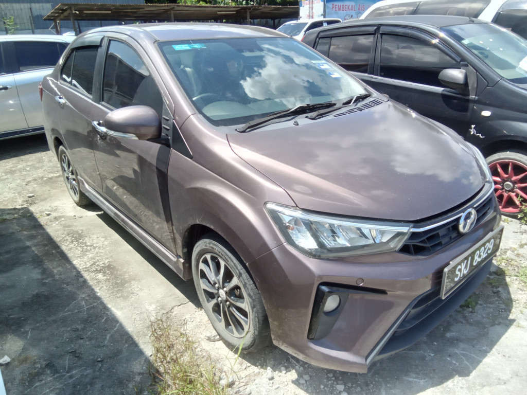 PERODUA BEZZA - 1300 AV (AUTO)