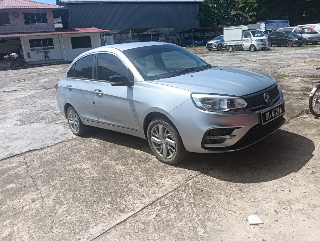 PROTON SAGA 1.3 AUTOMATIK PREMIUM