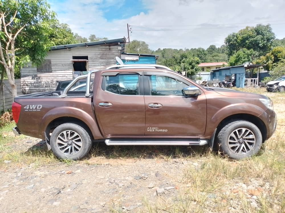 NISSAN NP300 NAVARA 2.5