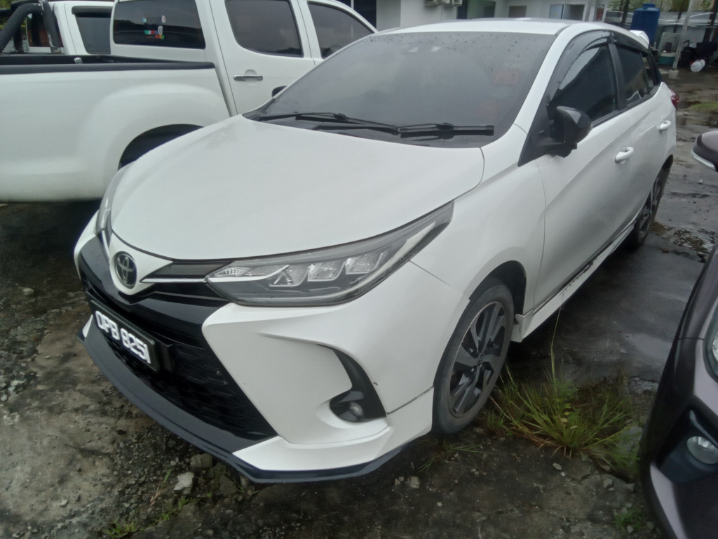 TOYOTA YARIS 1.5