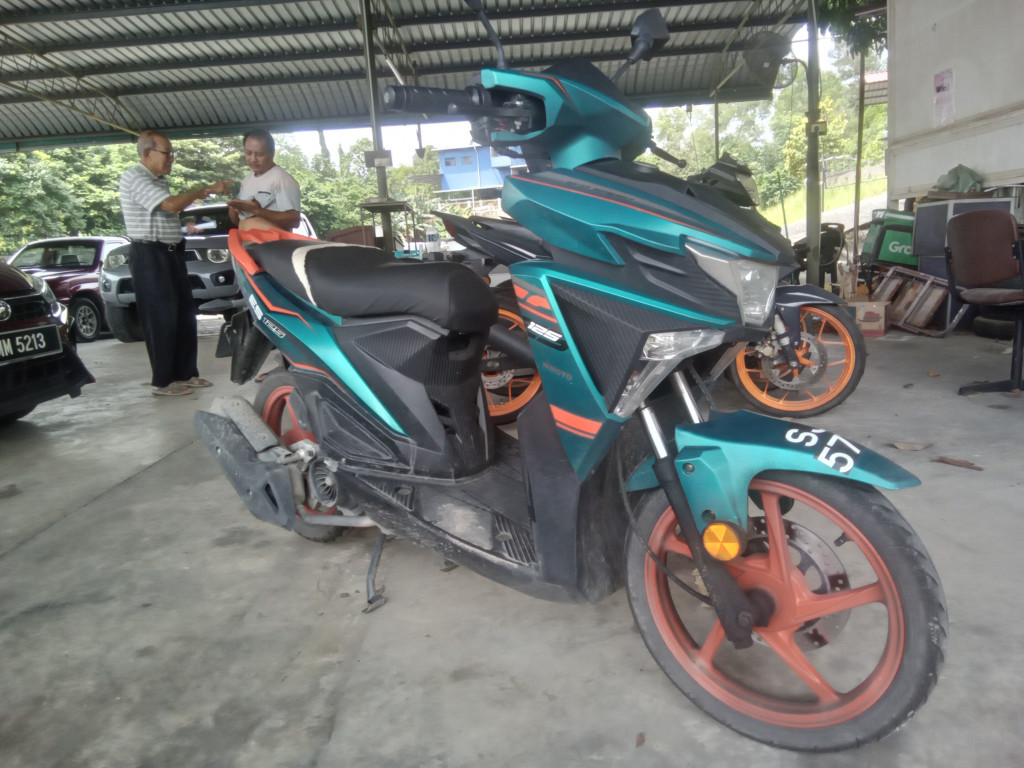 WMOTO ES125 SE
