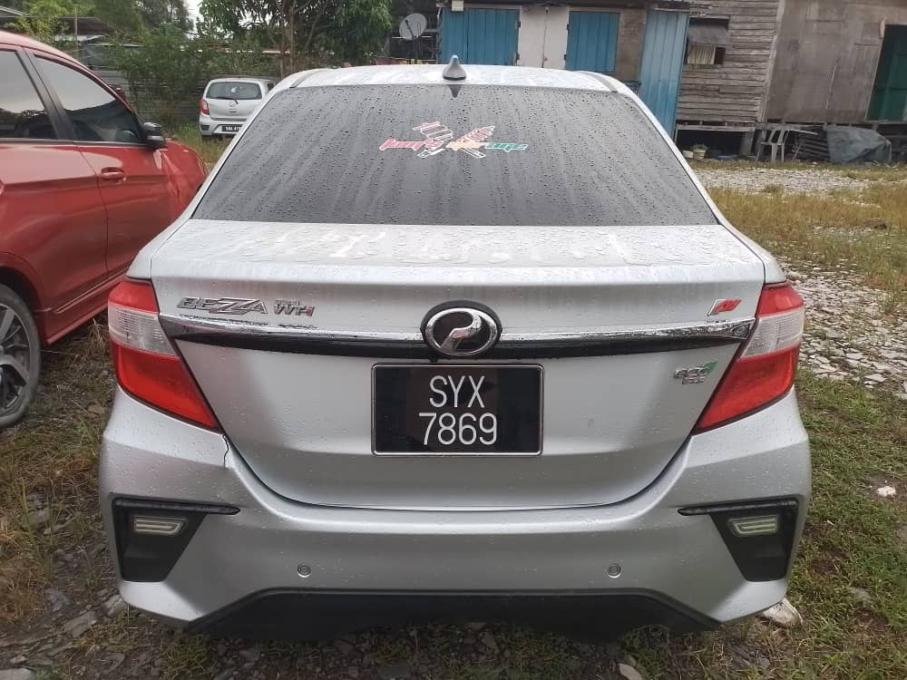 PERODUA BEZZA 1300 AV (AUTO)
