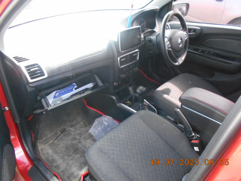 PROTON SAGA 1.3 PREMIUM AT