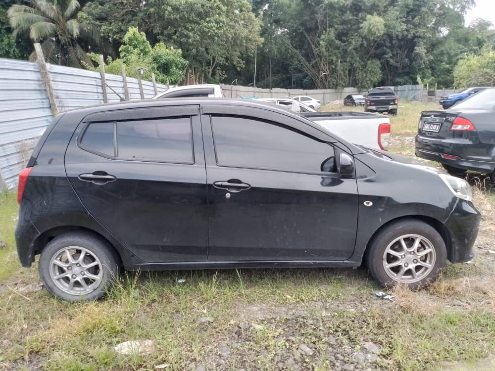 PERODUA AXIA - 1000 G (AUTO)