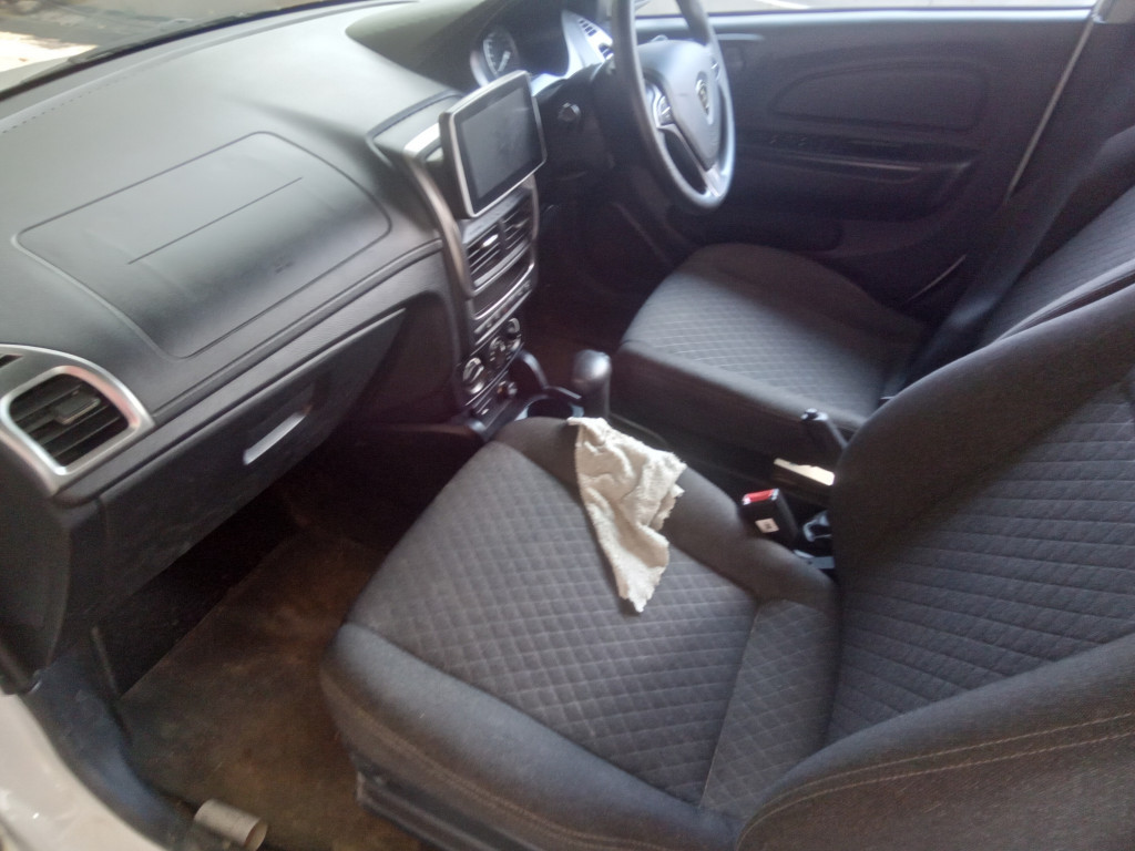 PROTON SAGA 1.3 AUTOMATIK PREMIUM