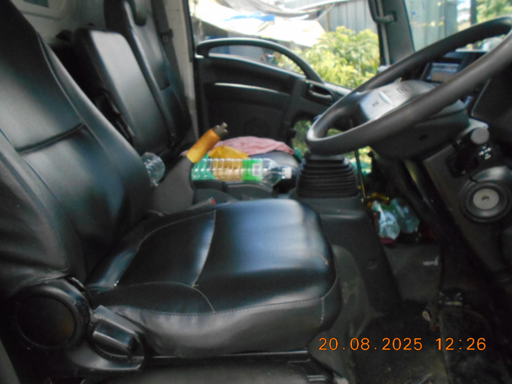 ISUZU NPR85UKH RB/BK M38S