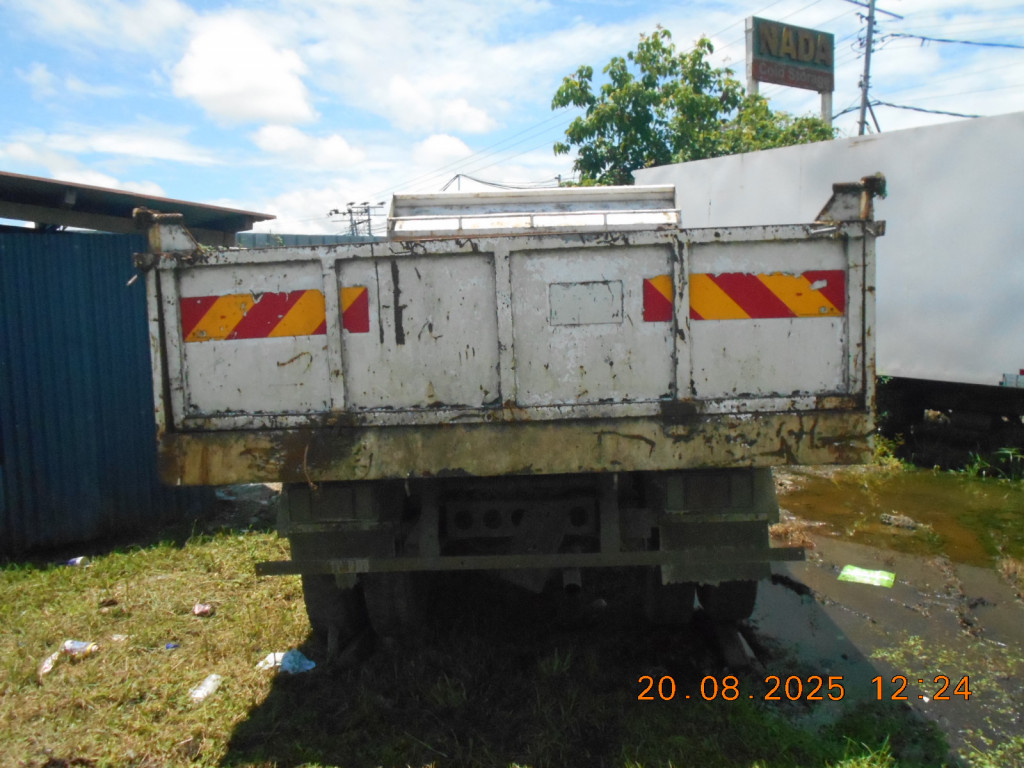 ISUZU NPR85UKH RB/BK M38S