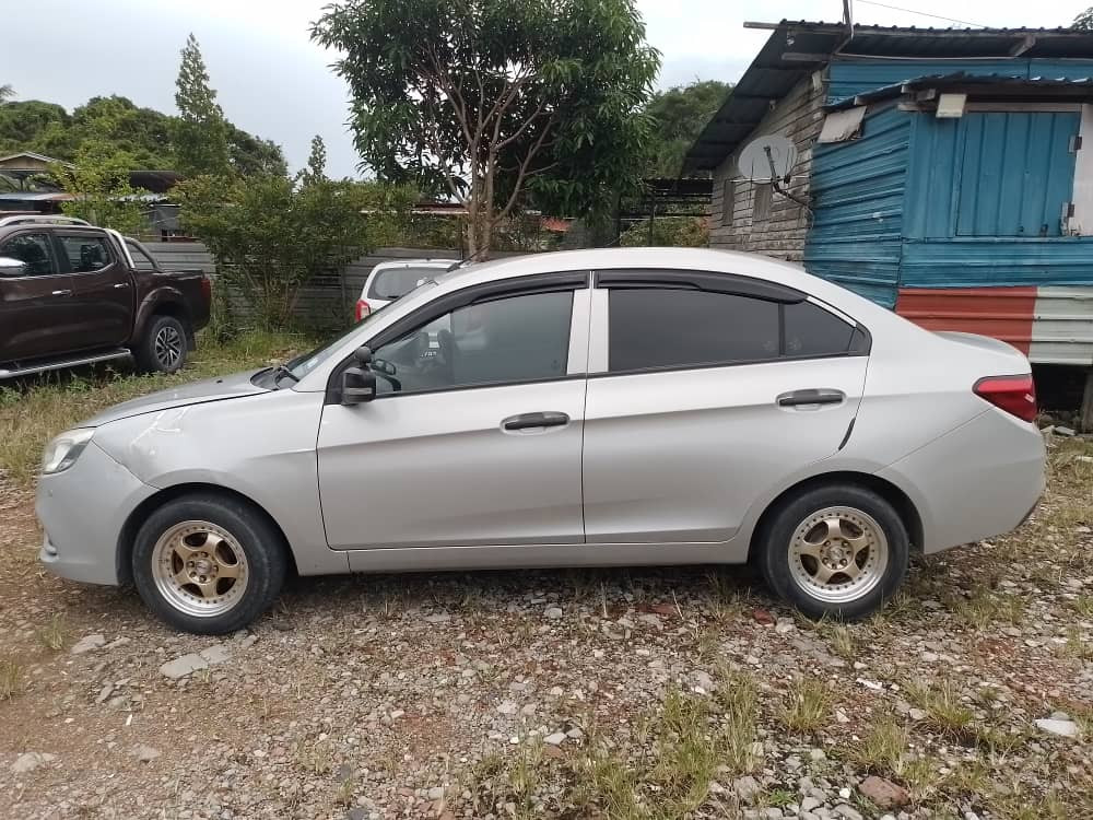 PROTON SAGA 1.3 PREMIUM CVT