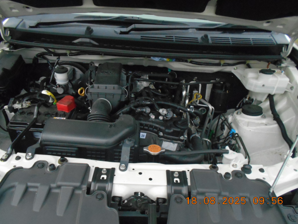 PERODUA ARUZ 1.5 AV (AT)