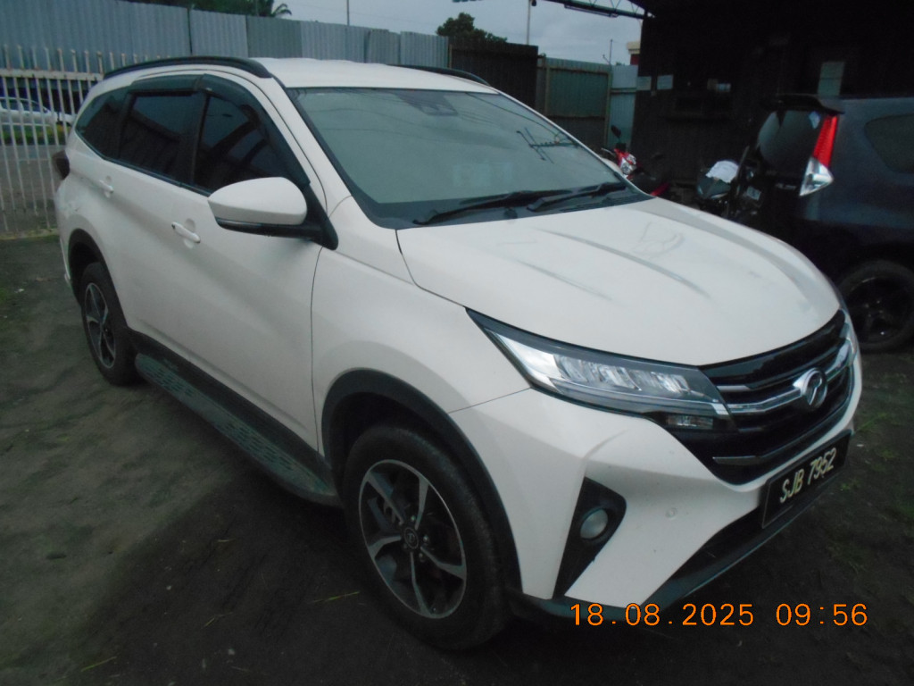 PERODUA ARUZ 1.5 AV (AT)
