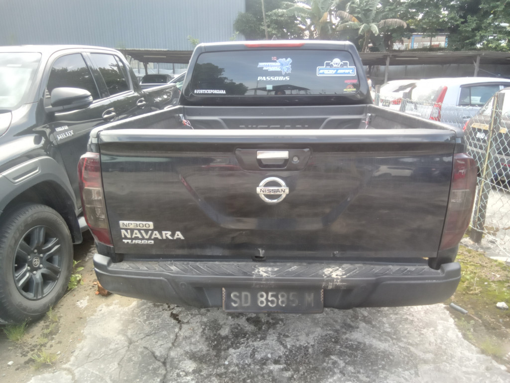 NISSAN NAVARA 2.5