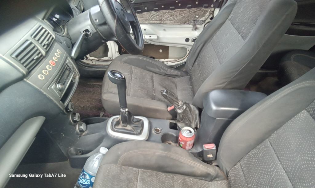 PROTON PERSONA 1.6 MT